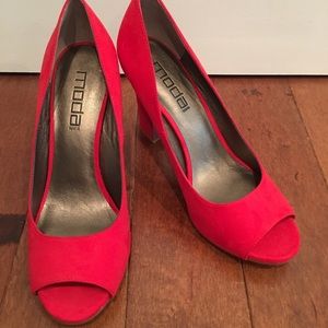 Brand New Moda Spana Red Suede Peep Toe Heels